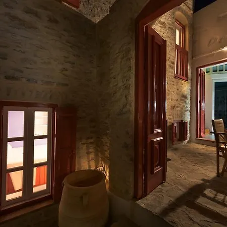 Vakantiehuis Platanos Sými