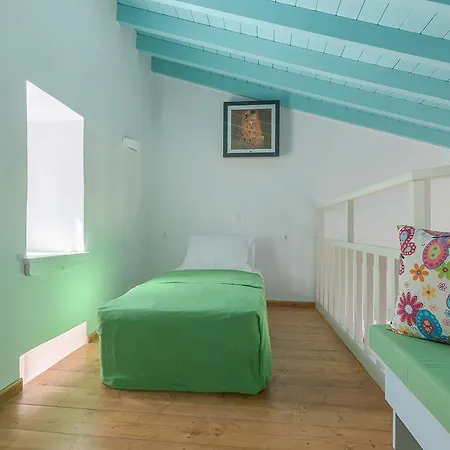 Vakantiehuis Platanos Sými